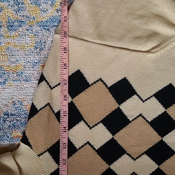 DKNY 100% Wool Turtleneck Sweater - Picture 7 of 11